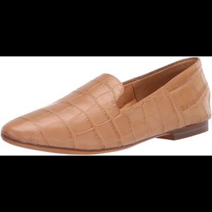 Naturalizer “Lorna” Loafer US7